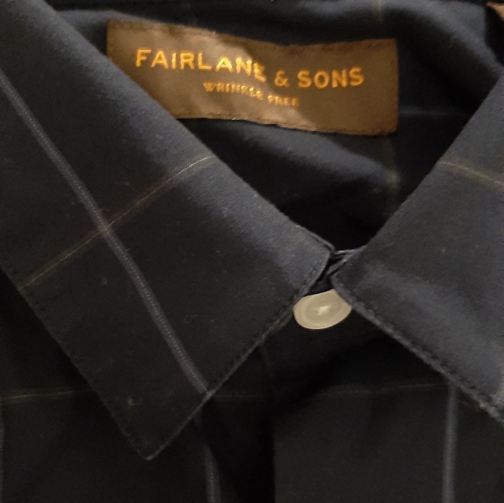 FAIRLANE & SONS.MEN'S CASUAL SHIRT.SZ::S.WRINKLE FREE.100%COTTON.Slim fit